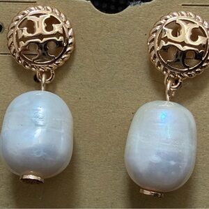 NWOT Elegant Gold and White Earrings